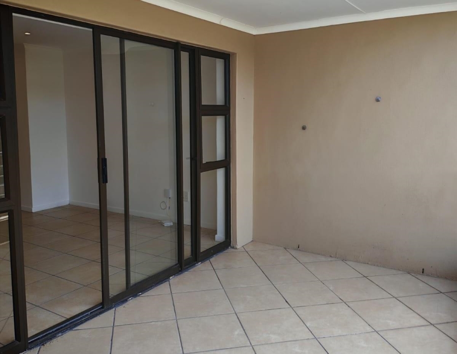 2 Bedroom Property for Sale in De Kelders Western Cape